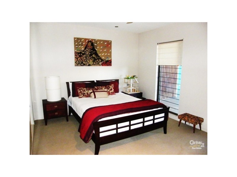 9 Blue Haze Cres, Banora Point NSW 2486