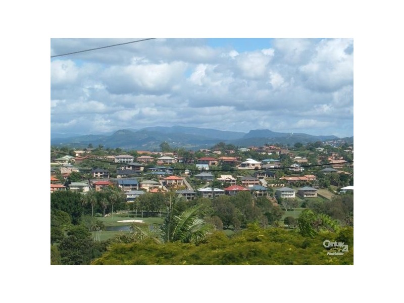 28B Cominan Ave, Banora Point NSW 2486