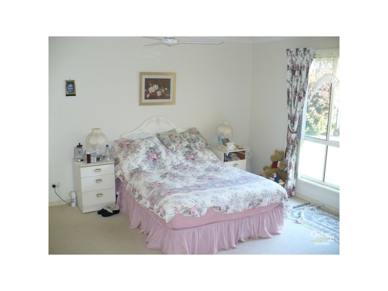 16 NARARA CR, Banora Point NSW 2486