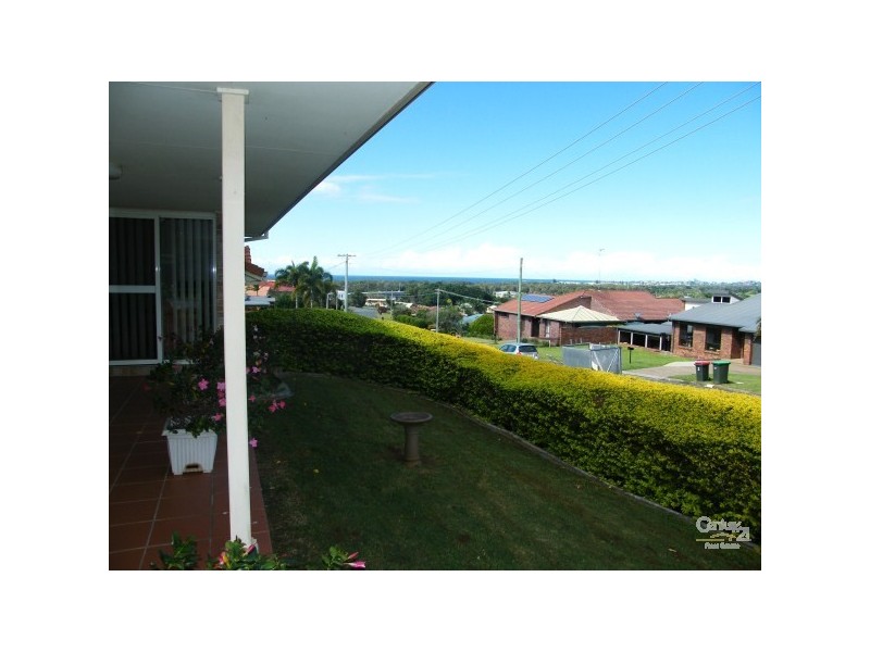 1/12 Mibbin Parade, Banora Point NSW 2486