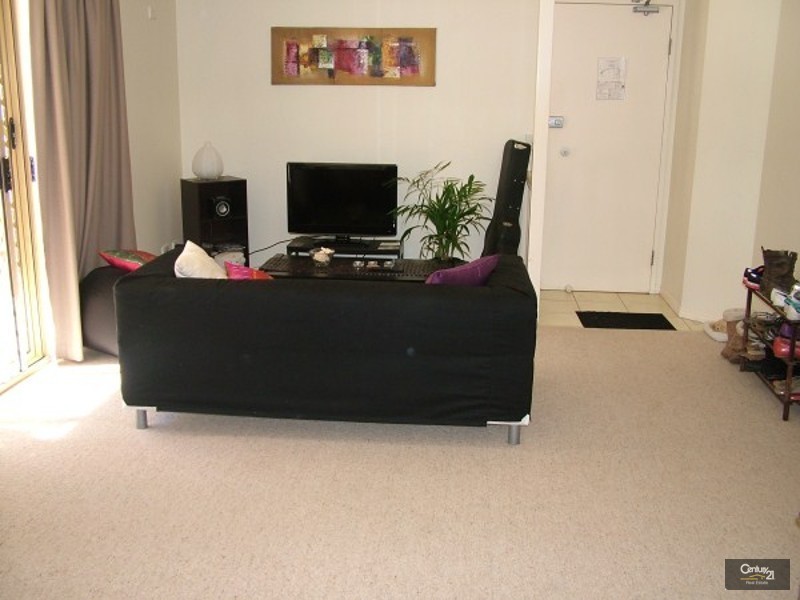 3/40 Dutton Street, Coolangatta QLD 4225