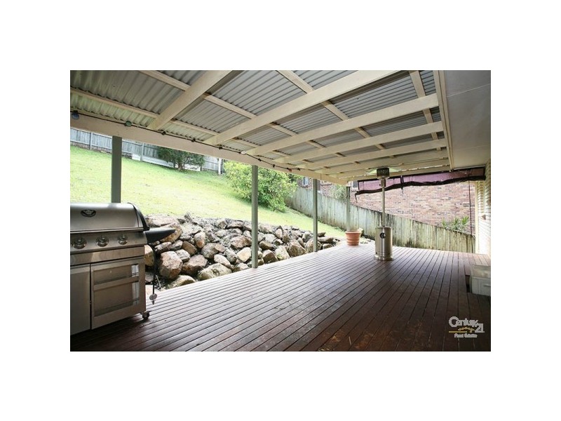 91 Bimbadeen Ave, Banora Point NSW 2486