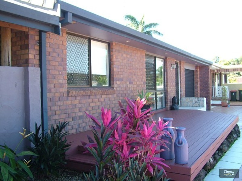 1/1 Flametree Terrace, Banora Point NSW 2486