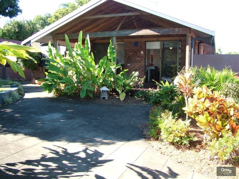 1/1 Flametree Terrace, Banora Point NSW 2486