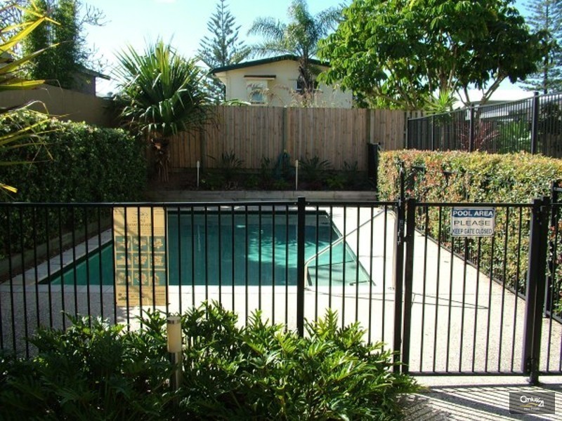 13/111-113 Golden Four Dr, Bilinga QLD 4225