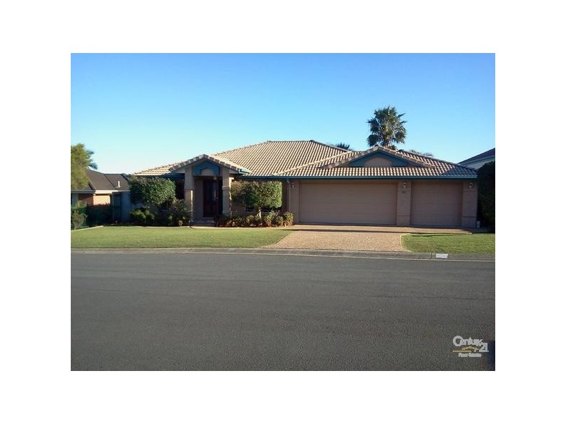 34 Champagne Drive, Tweed Heads South NSW 2486