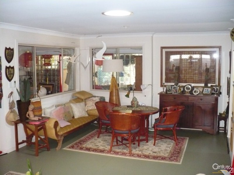 85 Winders Place, Banora Point NSW 2486