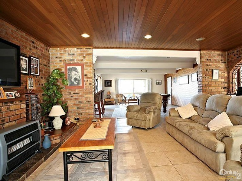 24 Karingal Ave, Bilambil Heights NSW 2486