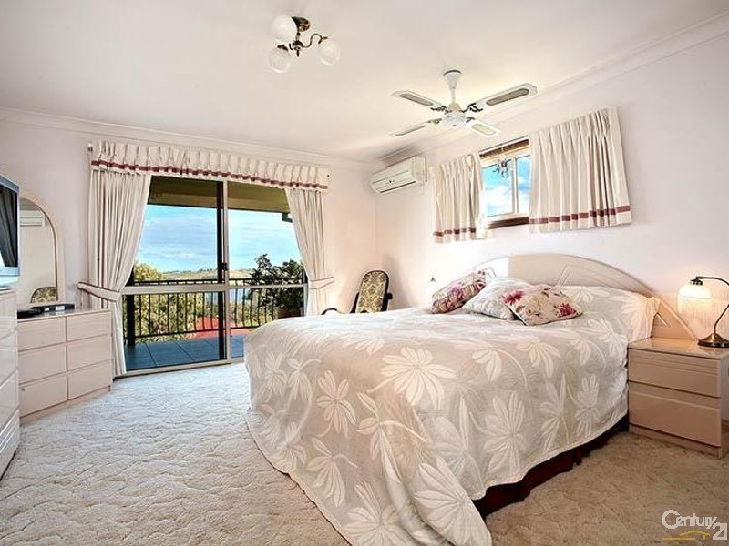 24 Karingal Ave, Bilambil Heights NSW 2486