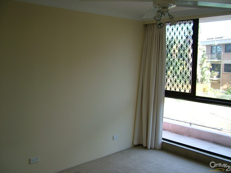 3/134  Pacific Parade, Bilinga QLD 4225