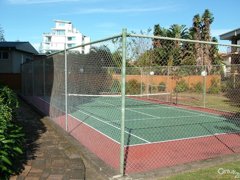 3/134  Pacific Parade, Bilinga QLD 4225