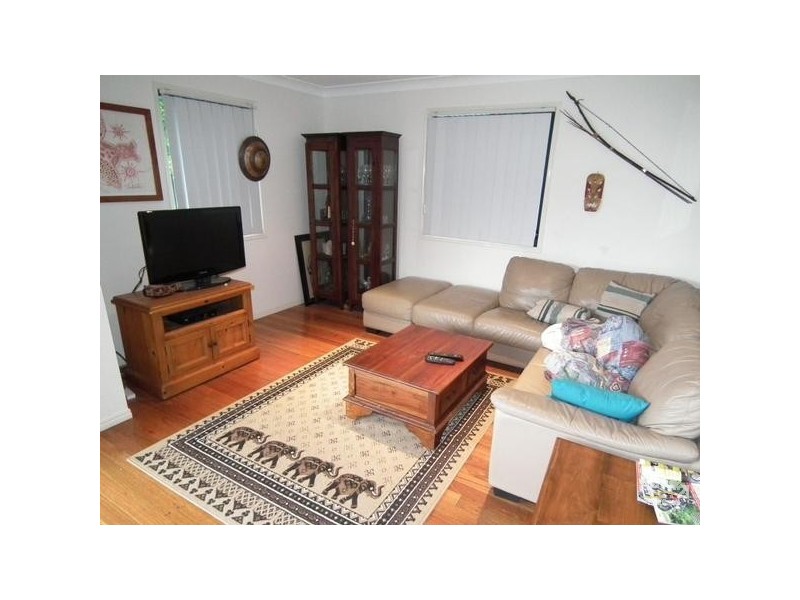 2/78 McLean Street, Coolangatta QLD 4225