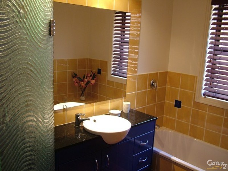 4/38 Tweed Street, Coolangatta QLD 4225