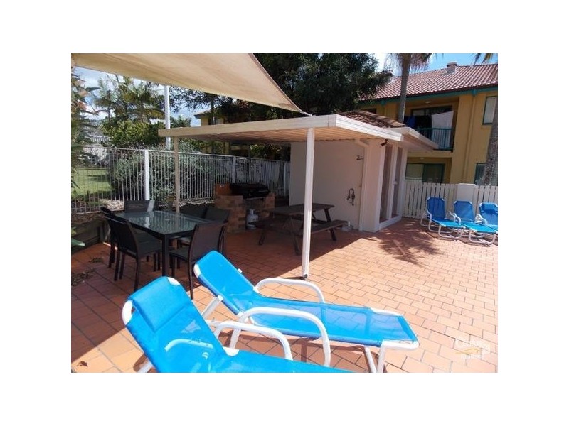 20/31 Dutton Street, Coolangatta QLD 4225