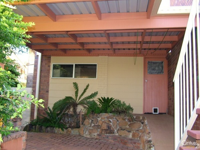 8 Summit Drive, Banora Point NSW 2486