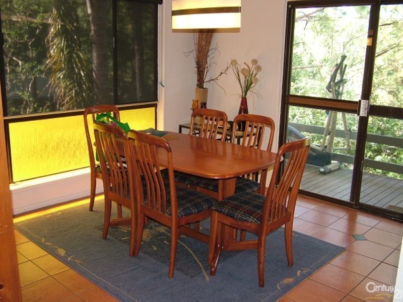 102 Illawarra Crescent, Tugun QLD 4224