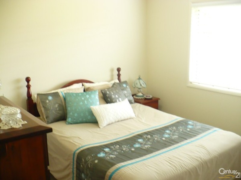 12/1 Kentia Cres, Banora Point NSW 2486