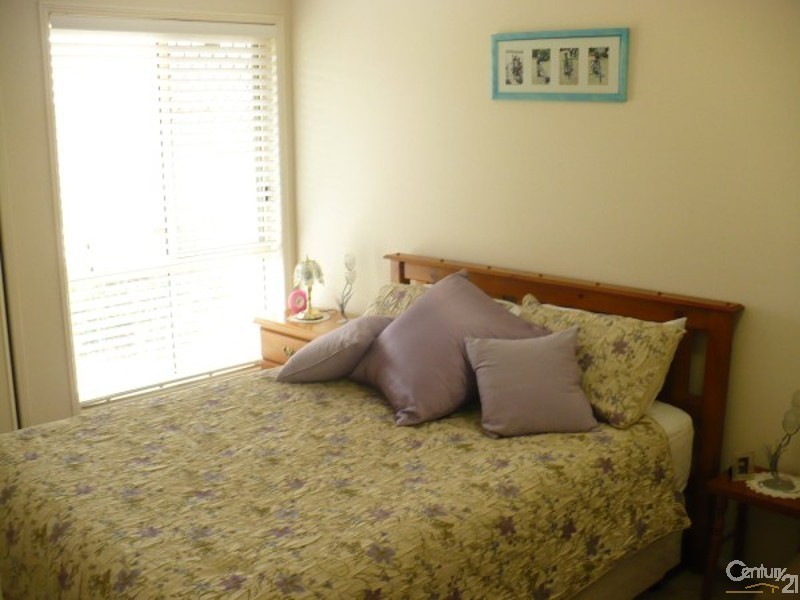 12/1 Kentia Cres, Banora Point NSW 2486