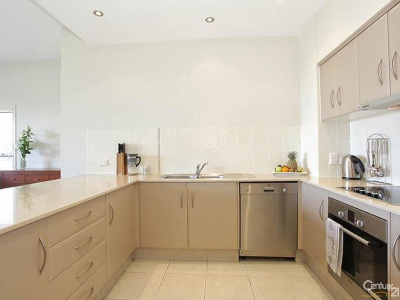 5/50 Dutton Street, Coolangatta QLD 4225