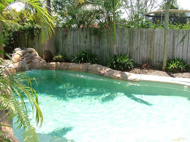 16 Loyal Court, Tweed Heads South NSW 2486