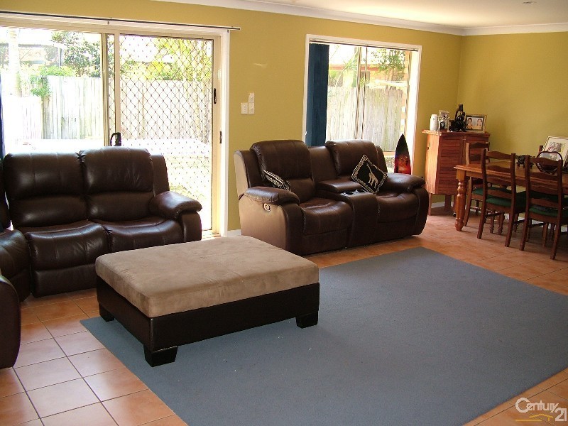 16 Loyal Court, Tweed Heads South NSW 2486