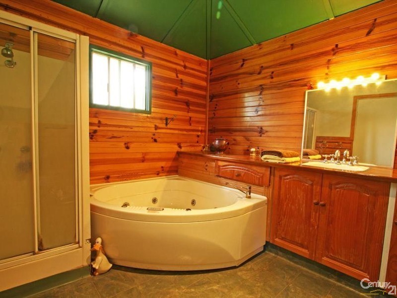 515 Guineas Creek Road, Tallebudgera QLD 4228