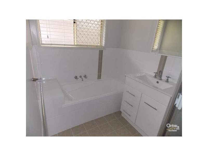 4 Galway Court, Banora Point NSW 2486