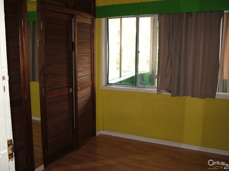 32 Tweed Street, Coolangatta QLD 4225