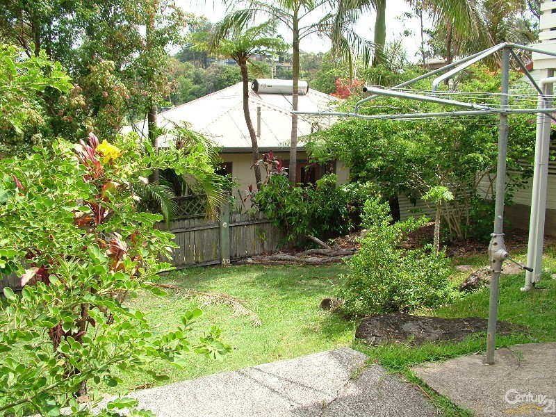 32 Tweed Street, Coolangatta QLD 4225