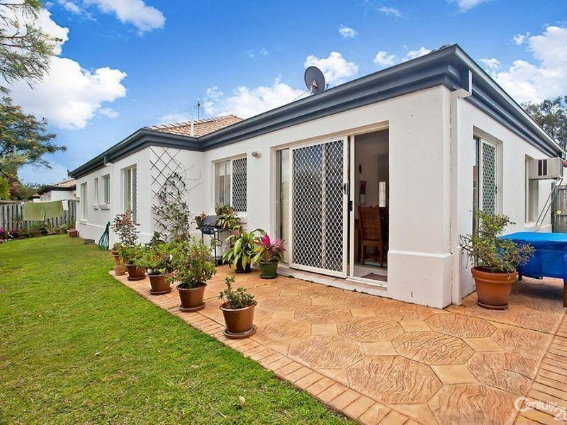 6/34 Albicore St, Nobby Beach QLD 4218