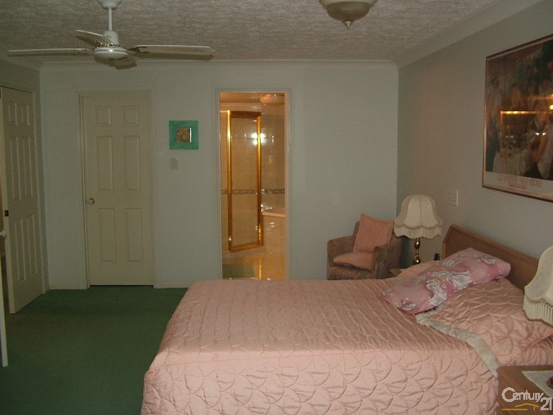 3/54 McLean Street, Coolangatta QLD 4225