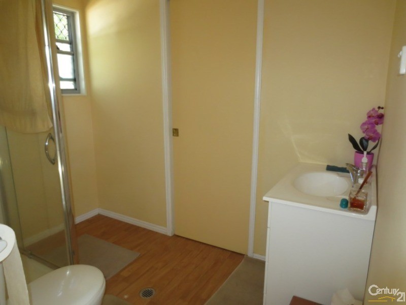 110 Charlotte Street, Coolangatta QLD 4225