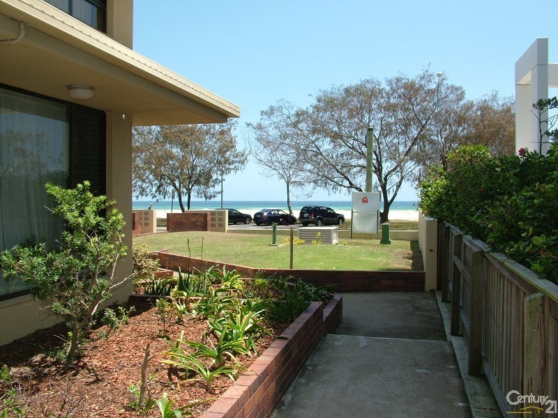 22/22 Musgrave Street, Coolangatta QLD 4225