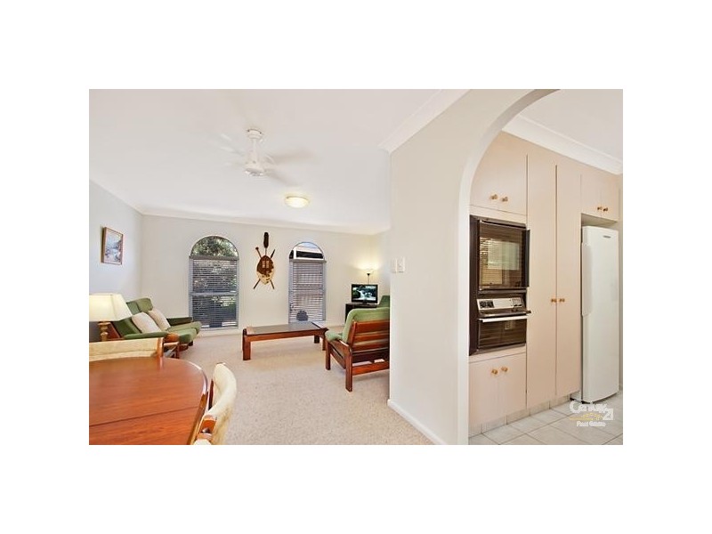 2/61 Old Ferry Road, Banora Point NSW 2486