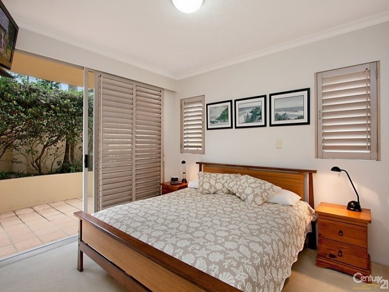 1 Tweed Terrace, Coolangatta QLD 4225