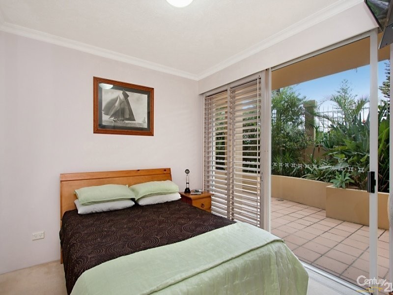 1 Tweed Terrace, Coolangatta QLD 4225