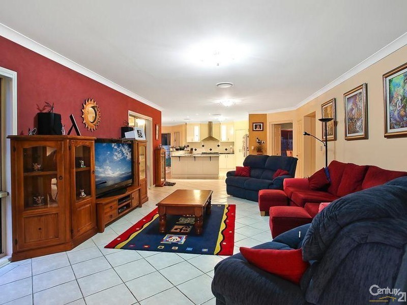 28 Laurina Court, Elanora QLD 4221