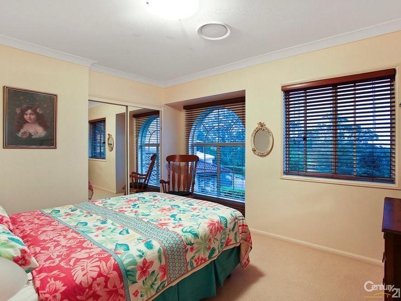 28 Laurina Court, Elanora QLD 4221