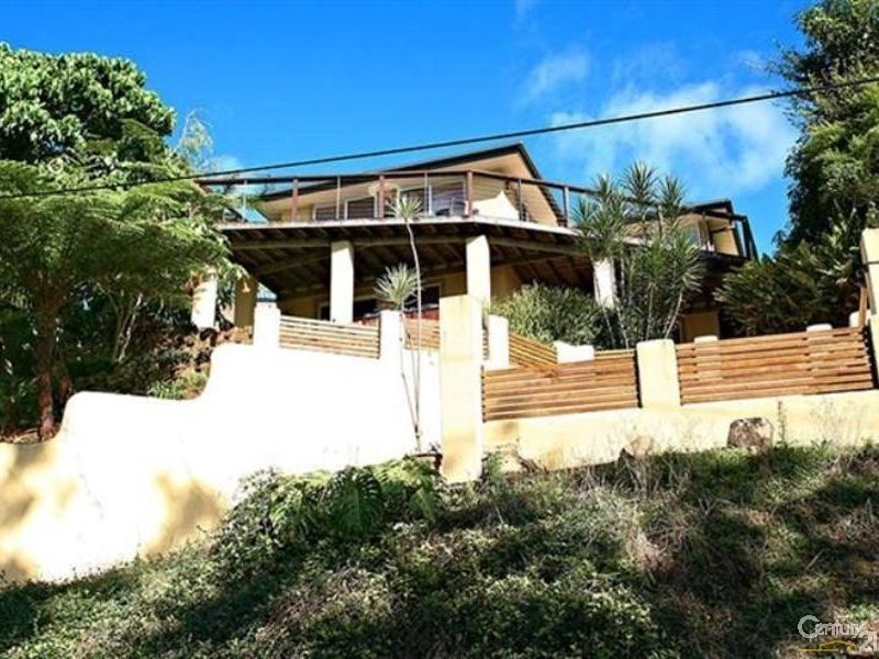 86 Broadwater Esplanade, Bilambil Heights NSW 2486