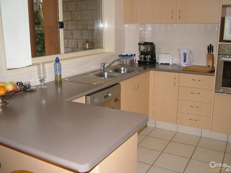 2/1-9 Gray Street, Tweed Heads West NSW 2485