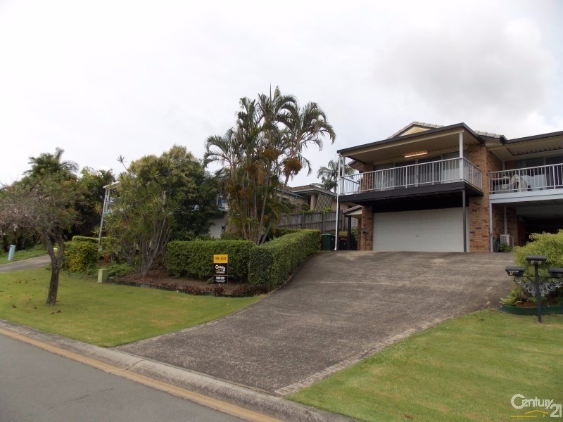 1/12 Lochlomond Drive, Banora Point NSW 2486