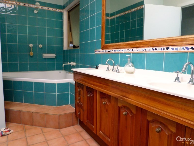 10 Parkes Lane, Terranora NSW 2486