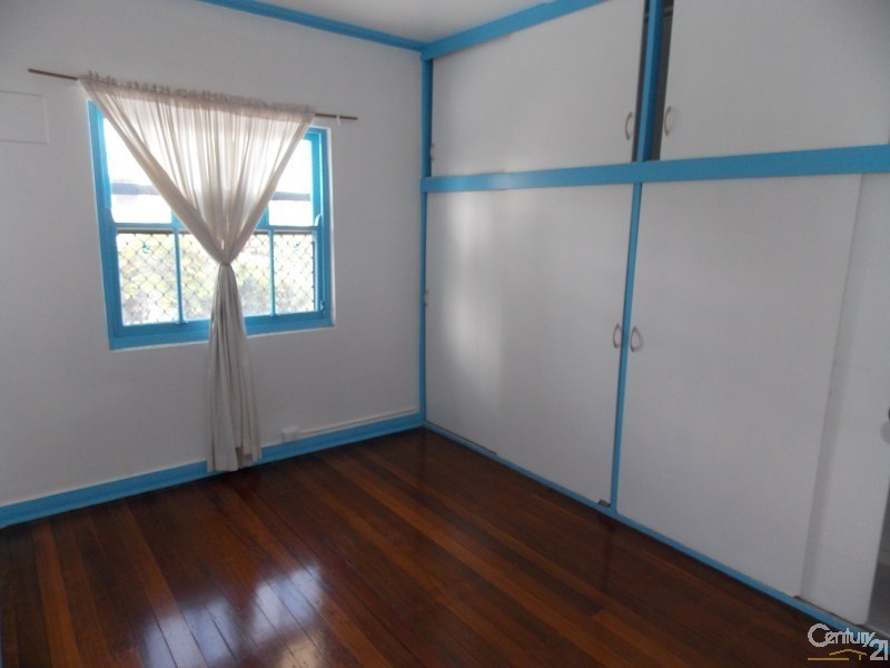 25 Griffith Street, Coolangatta QLD 4225