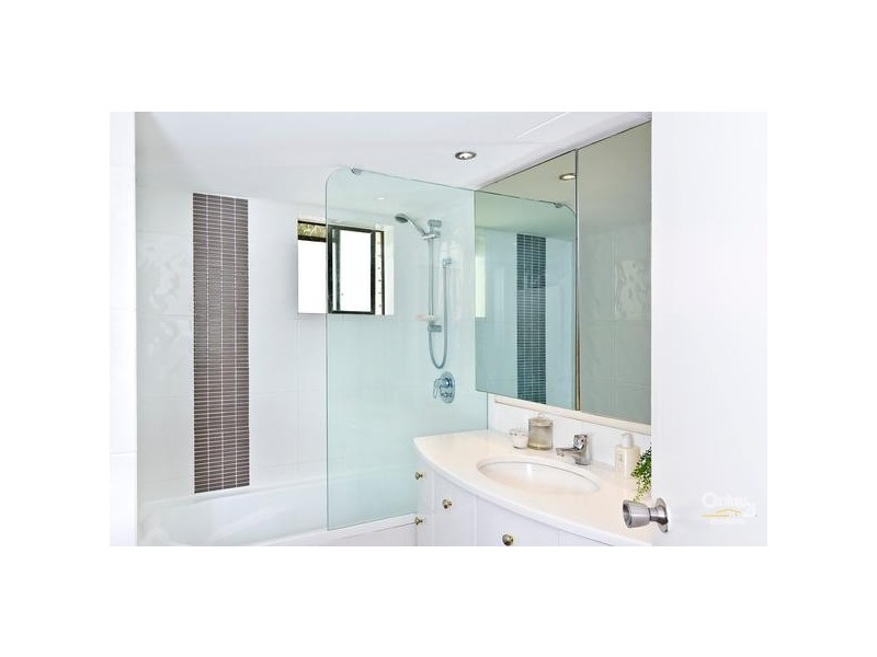2/57 Garrick Street, Coolangatta QLD 4225