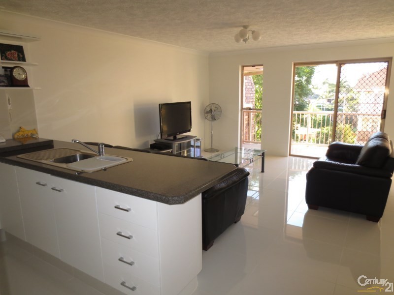 22/9 Ocean Street, Coolangatta QLD 4225