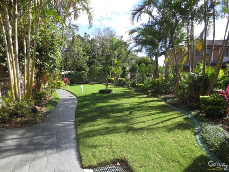 22/9 Ocean Street, Coolangatta QLD 4225