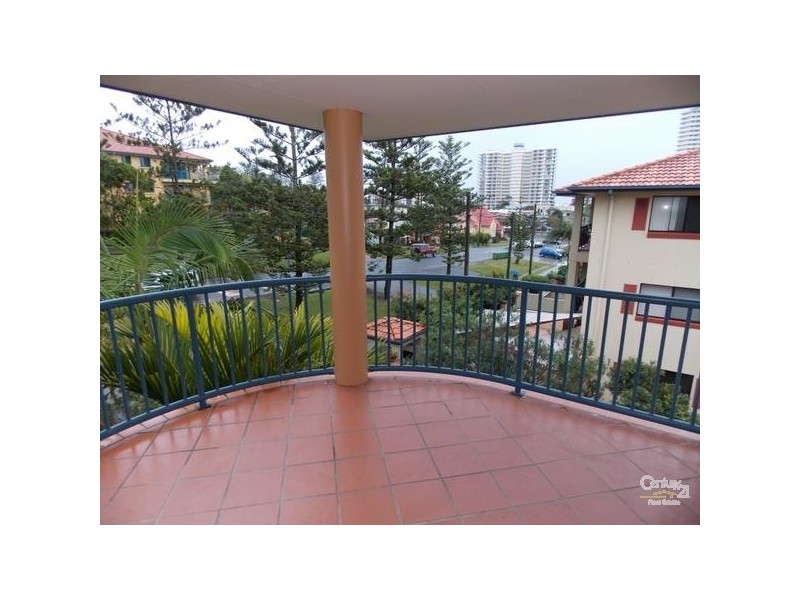 7/36 Dutton Street, Coolangatta QLD 4225