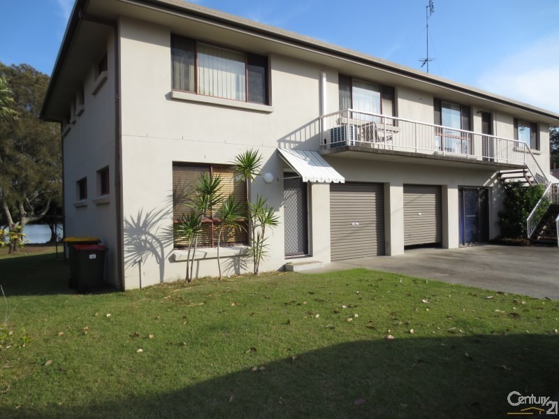 1/3 Sunset Place, Tweed Heads West NSW 2485