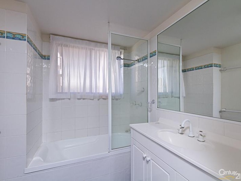 7/16 Dutton Street, Coolangatta QLD 4225