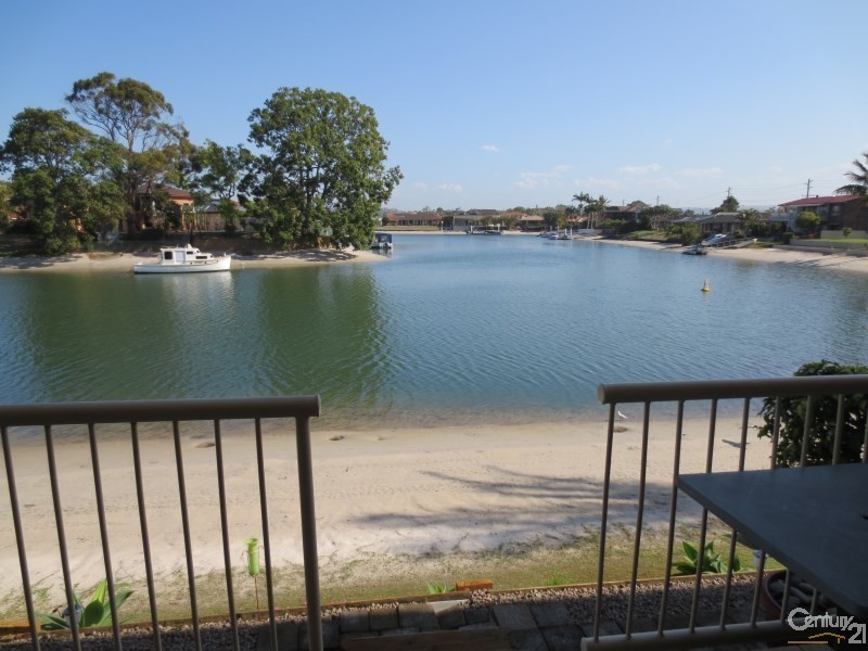 2/6 Mugga Way, Tweed Heads NSW 2485